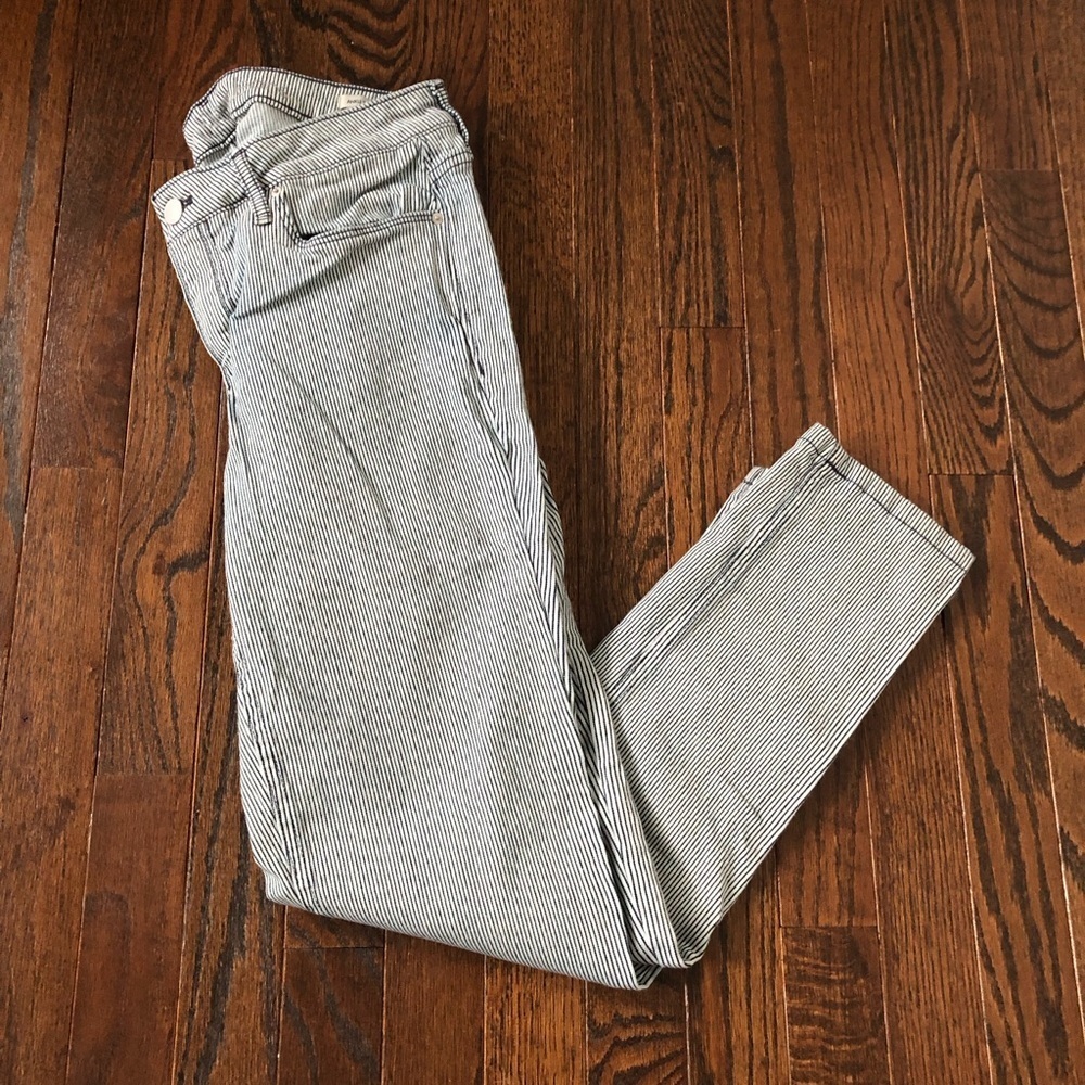 Calvin Klein Women’s 30 8.5” Rise Ankle Skinny Navy Blue/White Striped Jeans